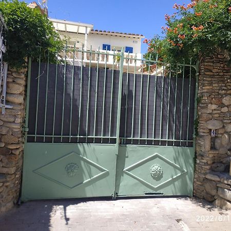 Appartement Centre Ville Du Boulou Pour 2 Adultes-2 Enfants- Check In 17H-21H--Juillet-Aout Reservation De 7 Jours Mini Le Boulou Exterior foto